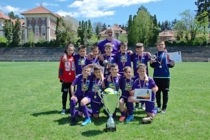 juniori fotbal
